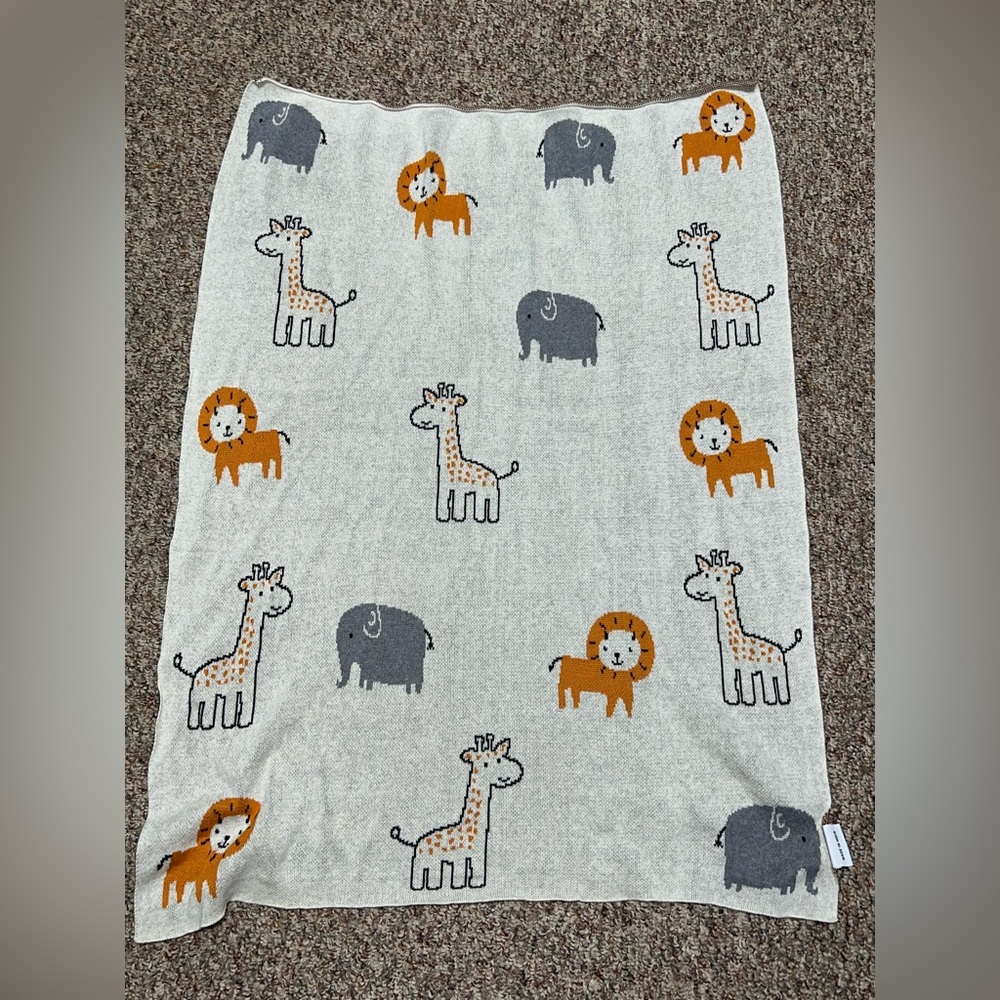 Boy, girl, toddler Kids Safari Animal Blanket - Gray, Orange, White